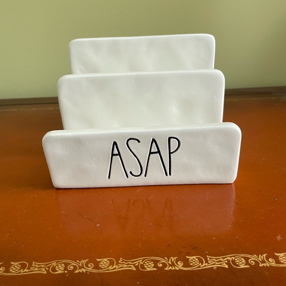 Rae Dunn Letter Holder